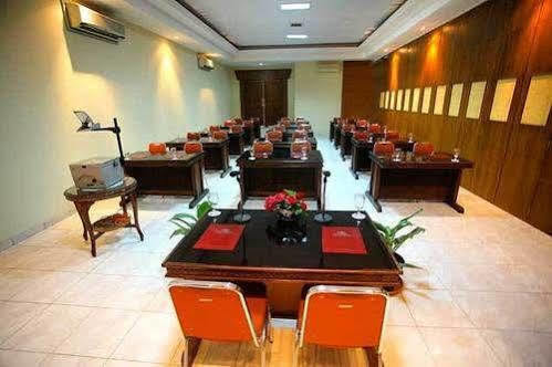 Serrata Hotel Semarang